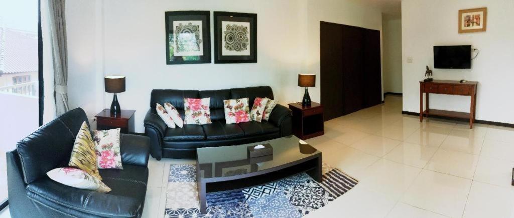 Baan Nan Hotel Luaran gambar
