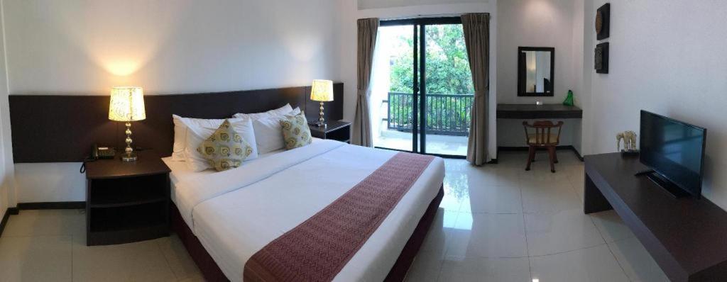Baan Nan Hotel Luaran gambar