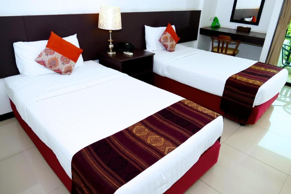 Baan Nan Hotel Luaran gambar